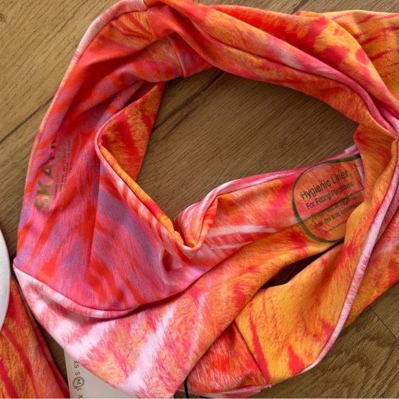 Skatie Bikini Set - Picture 4 of 4